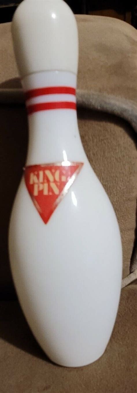 Avon King Pin Bowling Pin Decanter Vintage Bravo After Shave Fl