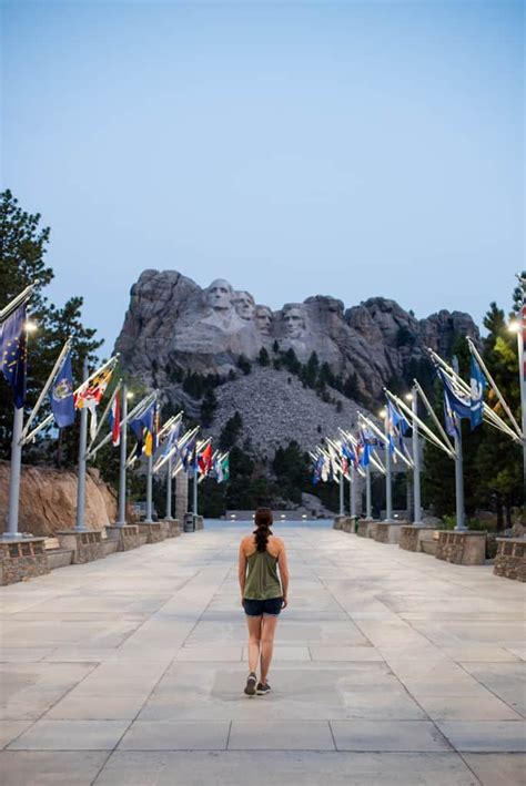 Day South Dakota Road Trip Itinerary Black Hills To Badlands In