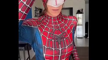 Ora sai chi è Spiderman XVIDEOS