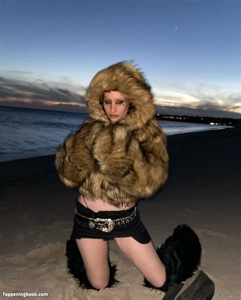 Amargo Deleite Thesenatoramidala Nude OnlyFans Leaks Fappening FappeningBook