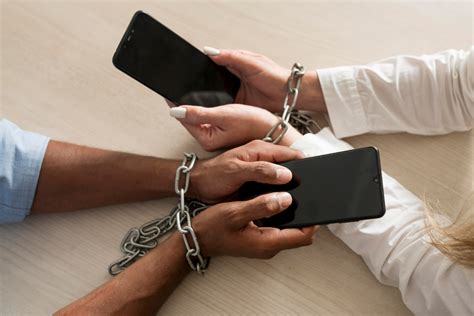Digital Sex Crimes In Queensland Social Media And Legal Consequences Smith Cambridge Lawyers