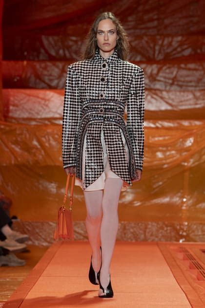 Look 41 du défilé Louis Vuitton printemps été 2024