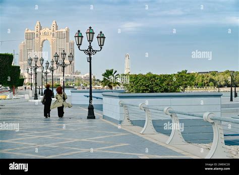 Abu Dhabi Marina Uae Stock Photo Alamy