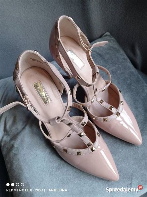 Czółenka ze złotymi ćwiekami nude Primark wysoki obcas Łódź Sprzedajemy pl