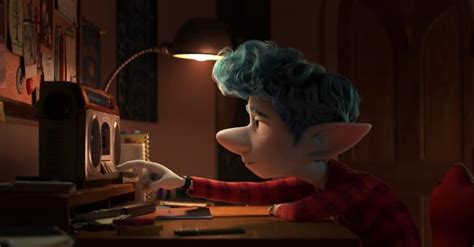 Pixar Introduit Son Premier Personnage Gay Dans Son Animation En Avant