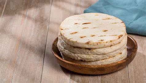 Arepas Comida Típica De Arepas De Maíz Blanco De América Latina Imagen