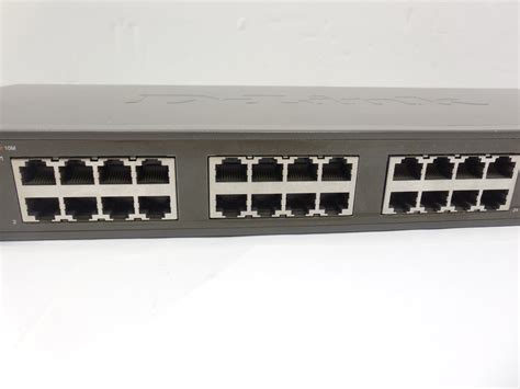 Коммутатор D-link DES-3526 24 порта