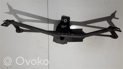 A Audi B Front Wiper Linkage And Motor Rrr