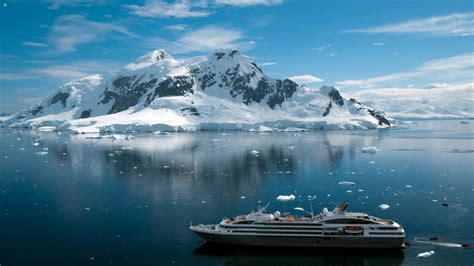 Luxury Antarctica Cruises - Luxury Cruise to Antarctica | Jacada Travel