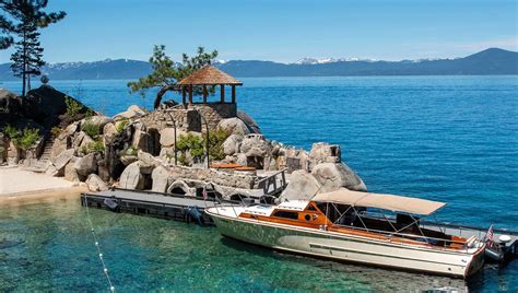 Boat Cruise & Tour Of Thunderbird Lodge