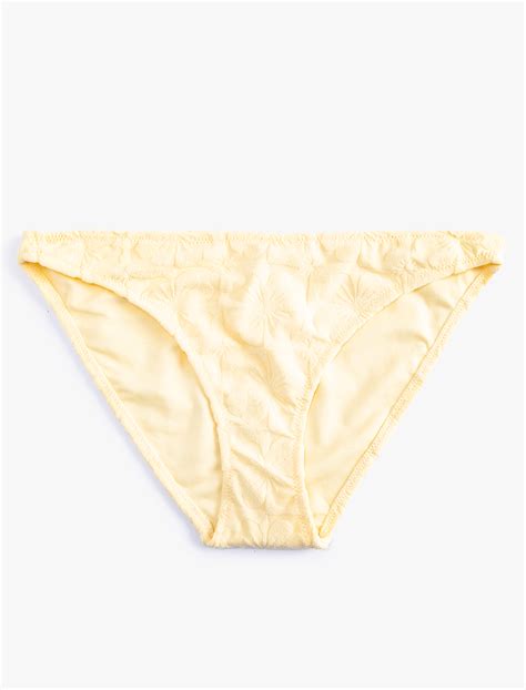 Sarı Kadın Çiçek Dokulu Bikini Altı Normal Bel 3SAK00020MM Koton