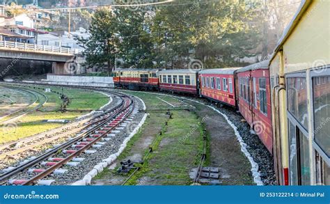 Kalka Shimla Toy Train Himachal Pradesh Stock Photo Image Of Railways