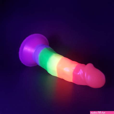Luminous Glow In The Dark Dragon Dildo With Suction Cup OnlyFans Leaks