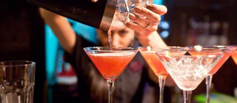 赫尔辛基同性恋酒吧和俱乐部指南 2025 评论照片同性恋地图 Travel Gay