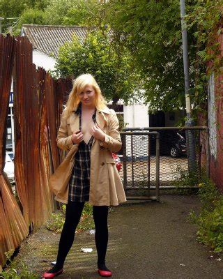 Blonde Babe Satine Spark Flashing And Public Nudity Of English Pornstar Naked In Porn Pictures