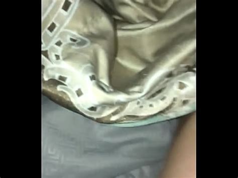 Sacando consolador gordo del coño de la esposa XVIDEOS