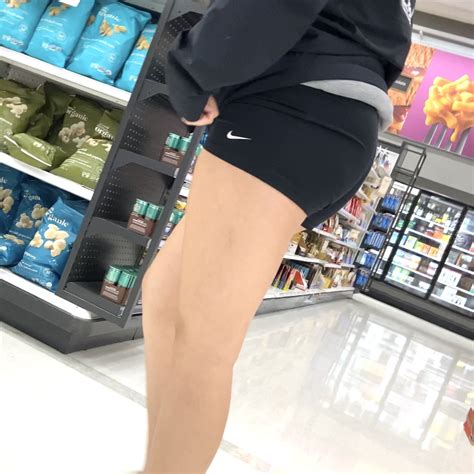 Gym Latina In Grey Leggings Bend Over And A Bonus Shot Spandex Leggings Yoga Pants Forum