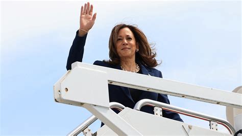 Kamala Harris Vetting A Dozen Possible Running Mates With Four Stand