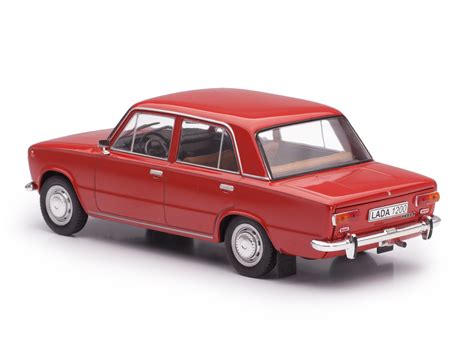 Масштабная модель ВАЗ-2101 Жигули (LADA 1200) 1970 Красный лучшая цена!