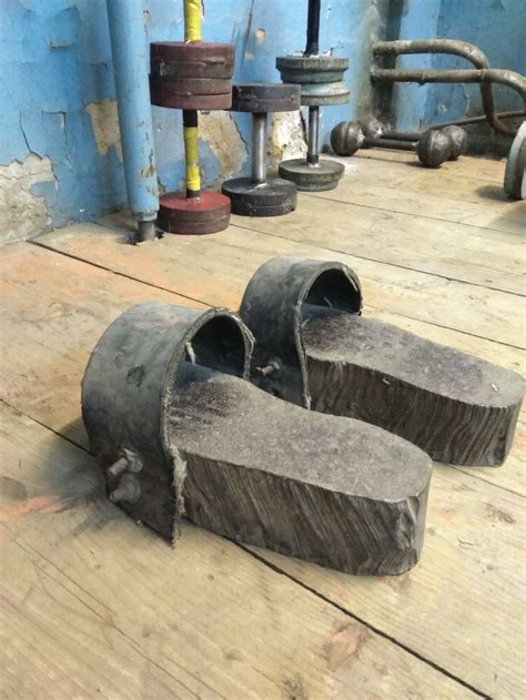 Тапки для незваных гостей | Пикабу