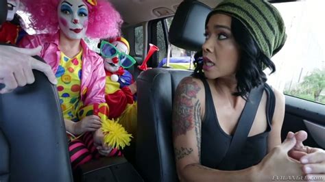 Three Crazy Clowns Fuck Sex Appeal Tattooed Hottie Dana Vespoli