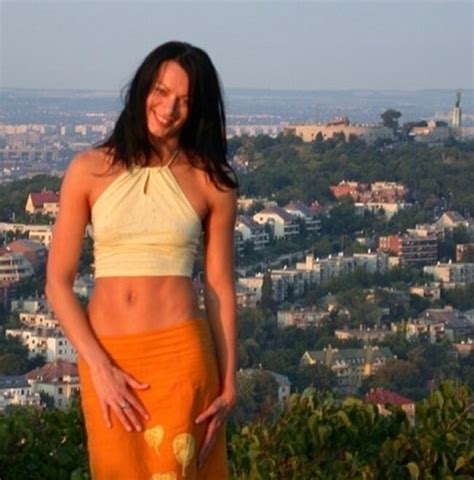 SpicyBrunette Amateur Milf Porn Pic