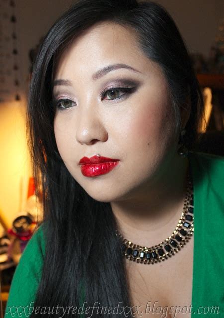 Holiday Look Cut Crease Nude Eyes Metallic Red Lips Nude Eyes Holiday Looks Cut Crease
