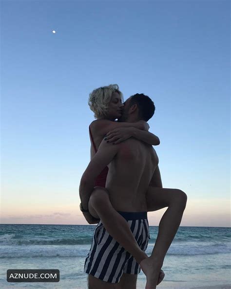 Caroline Vreeland Nude And Sexy Photos Aznude