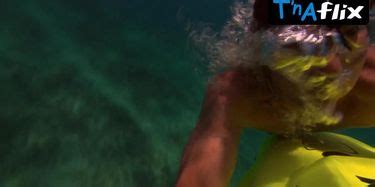 Laura Vandervoort Bikini Scene In Into The Blue 2 The Reef TNAFlix Porn Videos