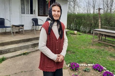 Онлайн вестник Струма - Любопитно - Баба Любица (101 г.) разкрива ...