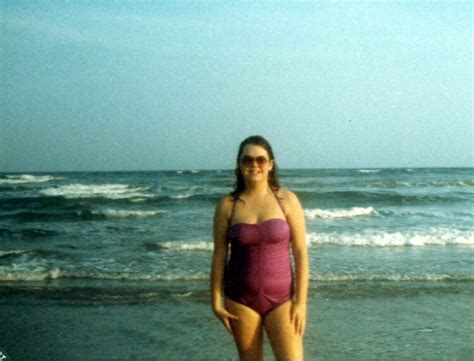 Hot Sexy Tammy Wilson Bikini Pics