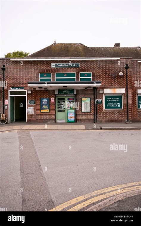 Stazione Ferroviaria Di Bexhill Fotografías E Imágenes De Alta Resolución Alamy