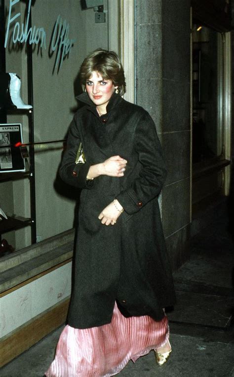 Princess Diana Was Always A Fashion Icon, As These Striking Photos Show ...