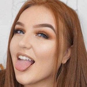 Eleanor Neale - Age, Family, Bio | Famous Birthdays