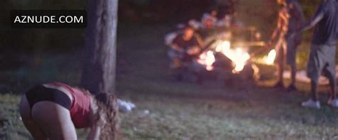 LEAH JONES Nude AZNude