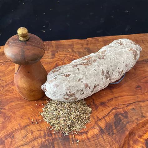 Saucisson sec enrobé aux herbes de Provence Hélène Pierre Saucissons