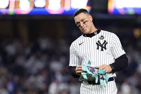 New York Yankees Will Miss 2025 Playoffs, Says 'Zesty' Prediction by