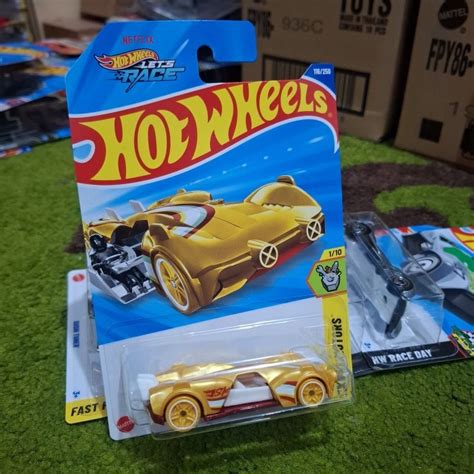 Jual Hot Wheels Slide Kick Gold E25 Experimotors Base Besi Netflix Lets Race HYY57 Shopee