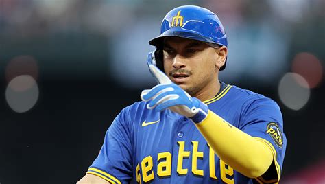 stats  seattle mariners julio  throwback  star