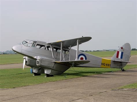 DH.89A Dragon Rapide (HG691) Walk Around Page 1