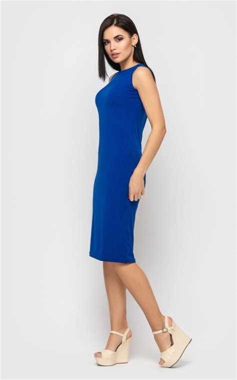 Легкое молодежное летнее платье-майка по колено Эрико В широком ...