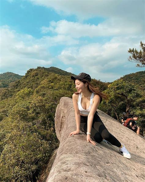 Ng Nh Leo N I Nguy Hi M N Ng Hot Girl Xinh P Nh N C R Ch Tr Ch V T I L M M U L E