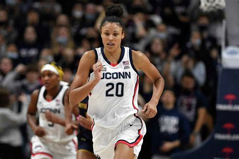 Why Uconn Senior Olivia Nelson Ododa Returning Home To Georgia At
