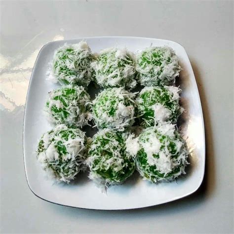 Resep Klepon Singkong Kukus Sederhana Rumahan Di Yummy App