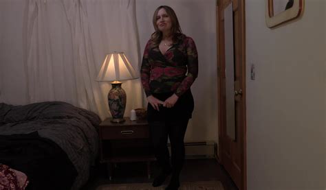 Bettie Bondage Cheating Pregnant MILF Wants Your Cock