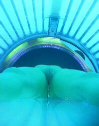 Mas Conchitas En El Solarium ZB Porn