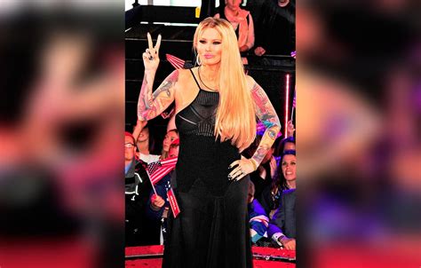 Jenna Jameson Reveals Motherhood Is Hard In Nude Breastfeeding Photo