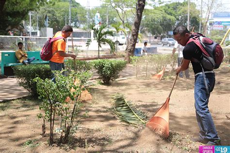 Trabajadores de la Alcaldía de Managua desarrollan jornada de limpieza