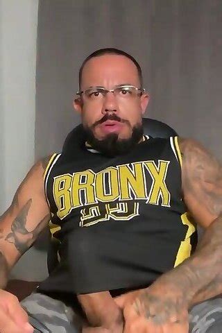 Gorila Tatuado Gay Pornstar BoyFriendTV