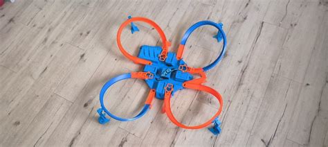 Hot Wheels Pista Criss Cross Crash